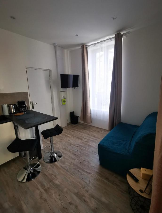 Studio Meuble Rez-De-Chaussee Vichy Bagian luar foto